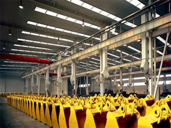 双城徐工集团挖掘机装配车间